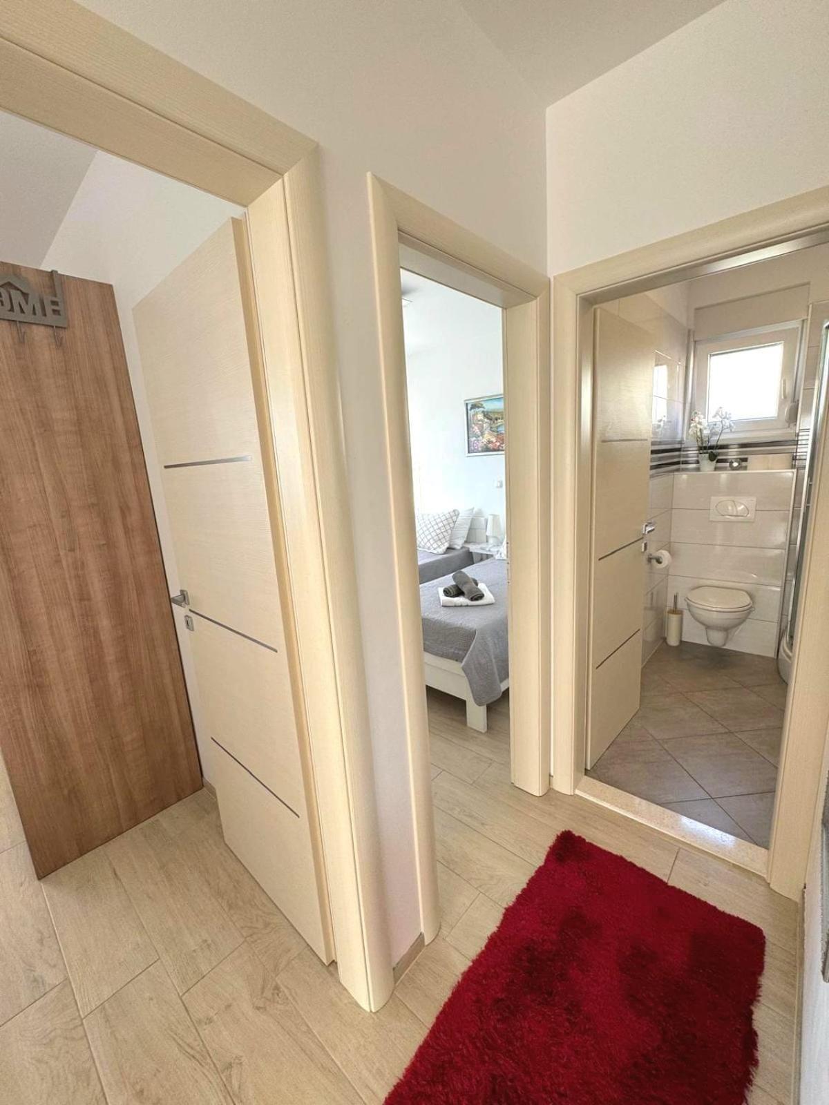 Apartment Misic Trogir Exterior foto